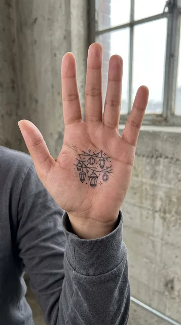 Tattoo on the palm